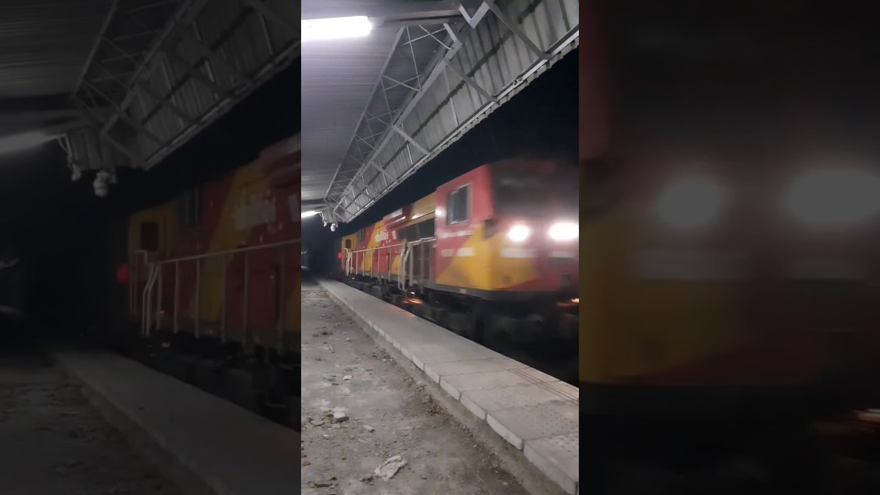 Aggressive Diesel Monster WDG 4G High Speed Honking & Crossing 