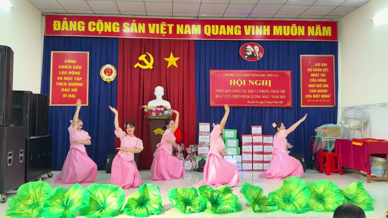 Múa Bèo dạt mây trôi, Chi hội Phụ nữ KP11A, phường Tân Triều, tỉnh Đồng Nai.