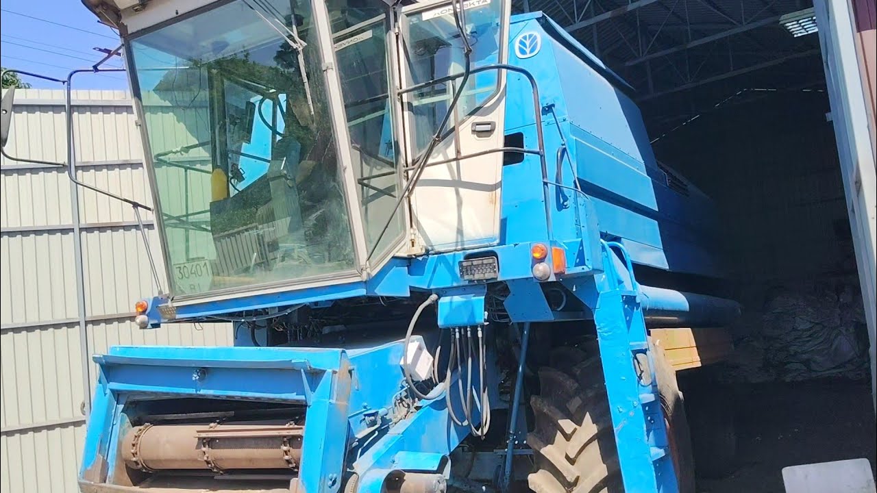 ПОТЕКЛА ГІДРАВІЛКА 😱 РОБИМО ГІДРОЦИЛІНДР  ТА ФАРБУЄМО КОМБАЙН New Holland Bizon BS Z-110