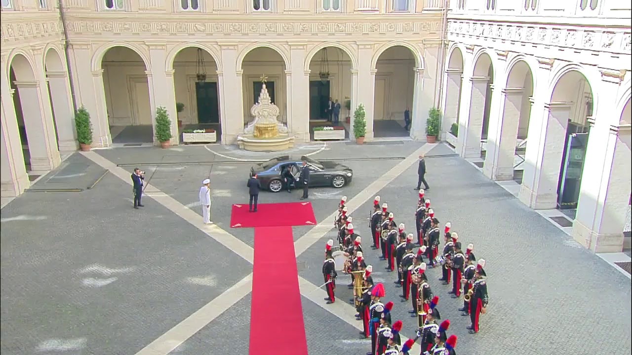 Conte incontra al Serraj a Palazzo Chigi