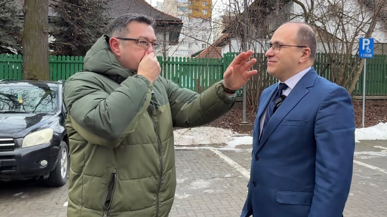 Șah la rege, “mat la regină”. Cine îl vrea pe rectorul USV, Mihai Dimian ministru al Educației?!