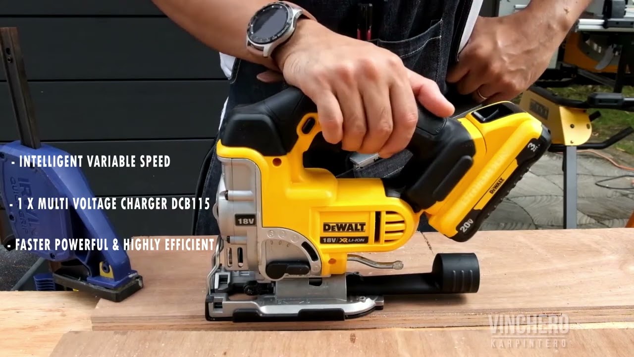 DEWALT DCS331N 18V XR Li-ion Jigsaw with 2 x 4.0ah Batteries DCB182 & DCB115 Charger, 18 V