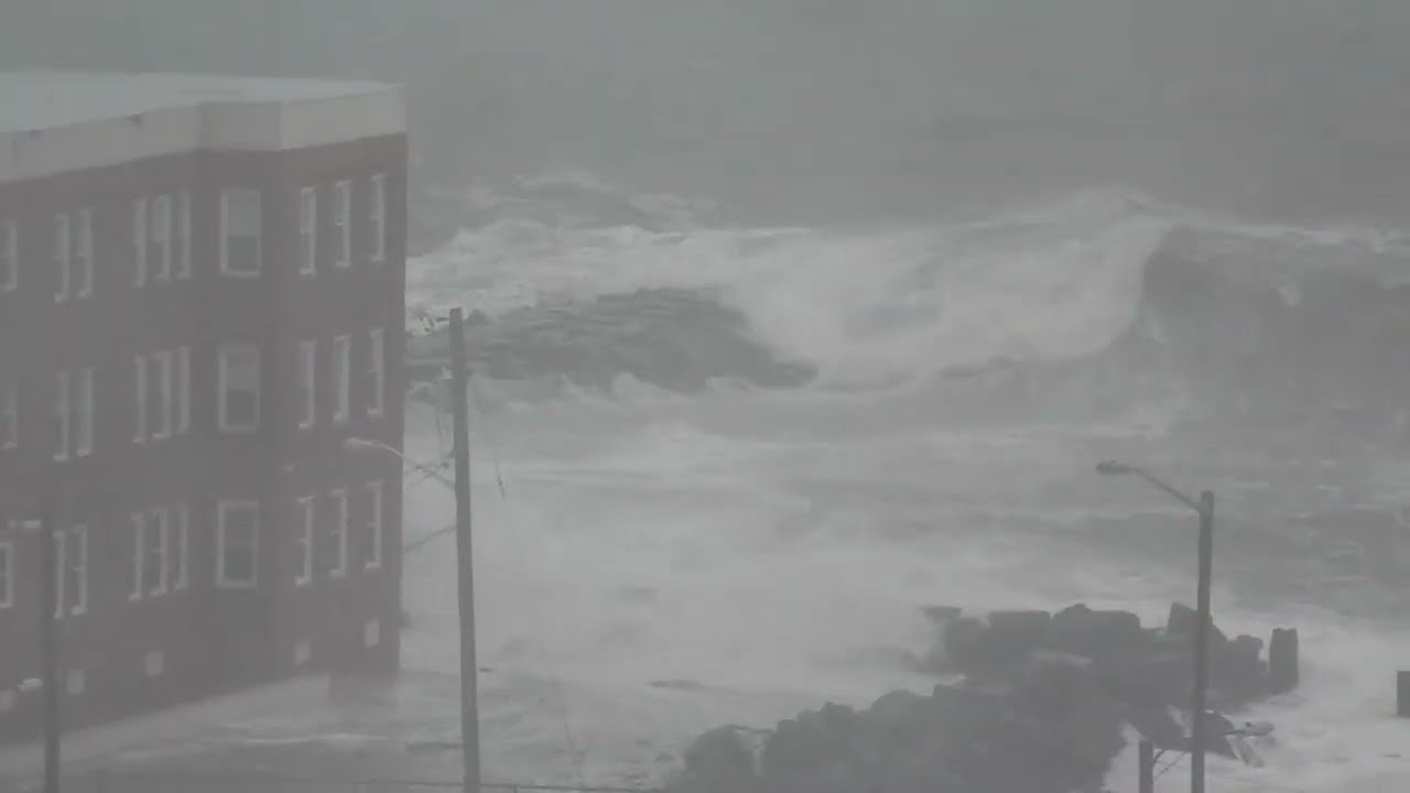 Massive Flash Flood Hits the City &ndash; Real Footage | PowerFrameX