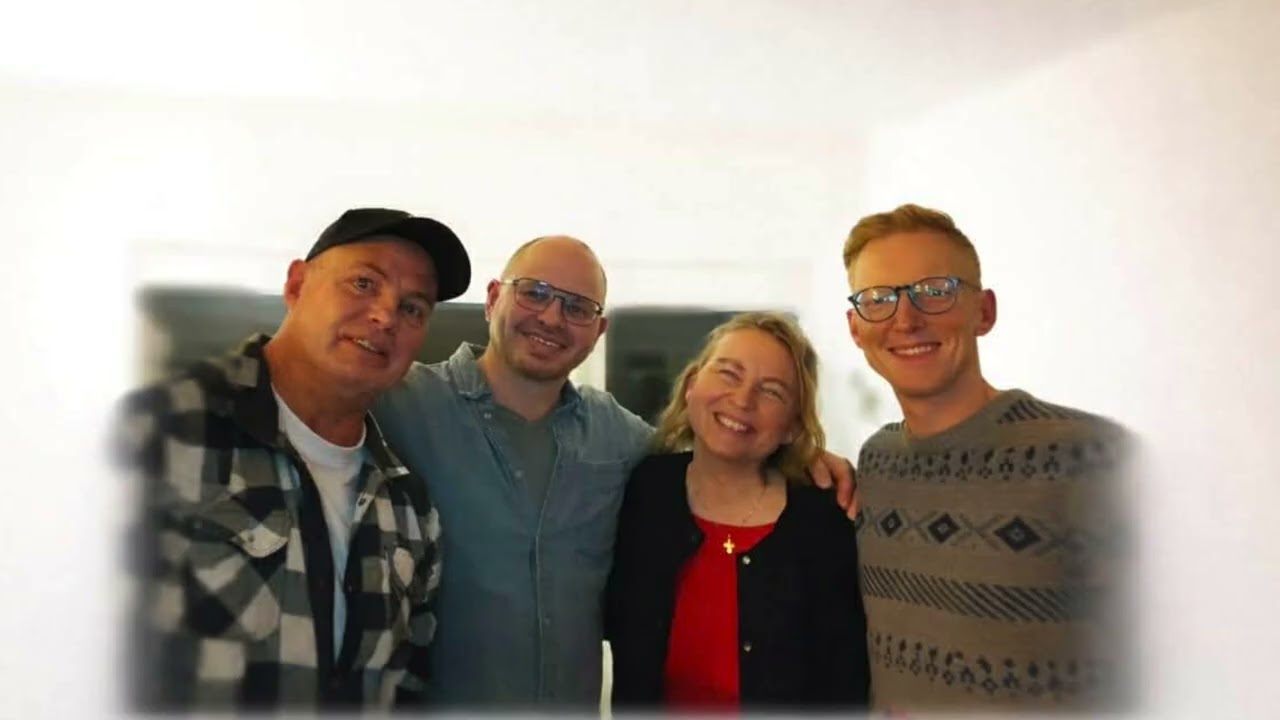 RUNDBORD #9 - Gud ser dig