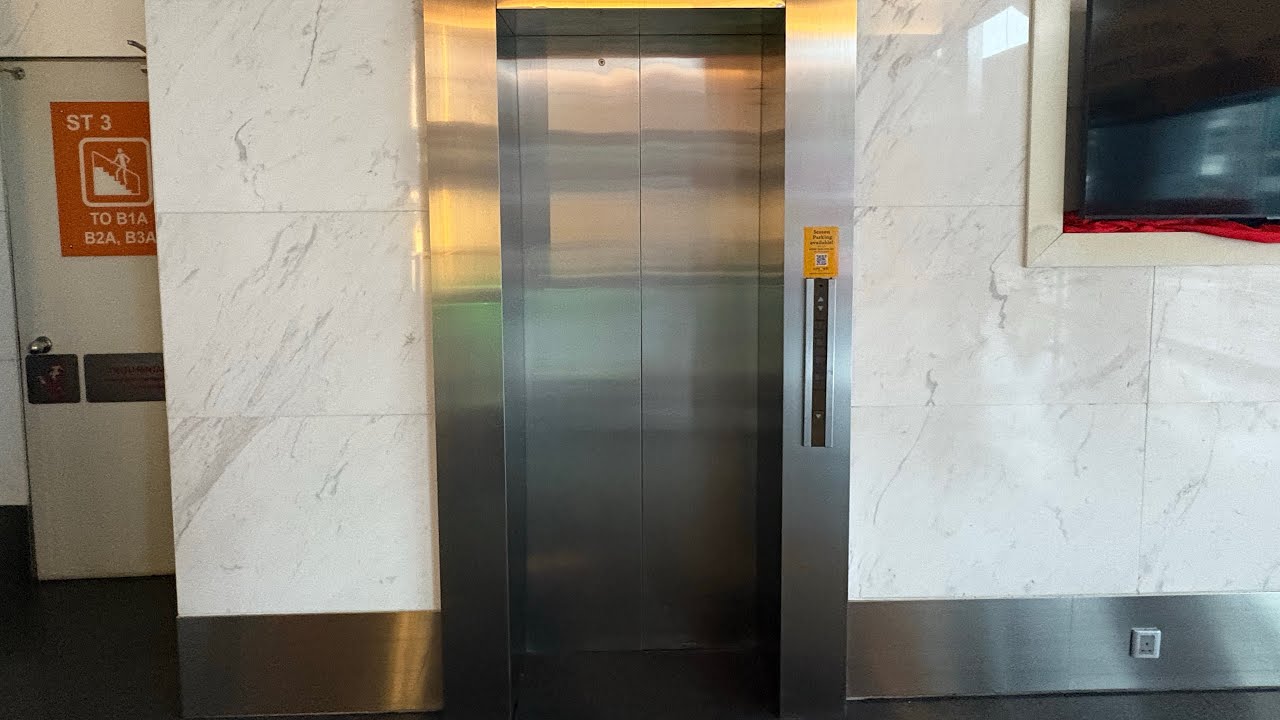 Epic Chime and Landing Mitsubishi SP-VF Hydraulic Lift at Uptown 2 Damansara (Carpark Lift) RD