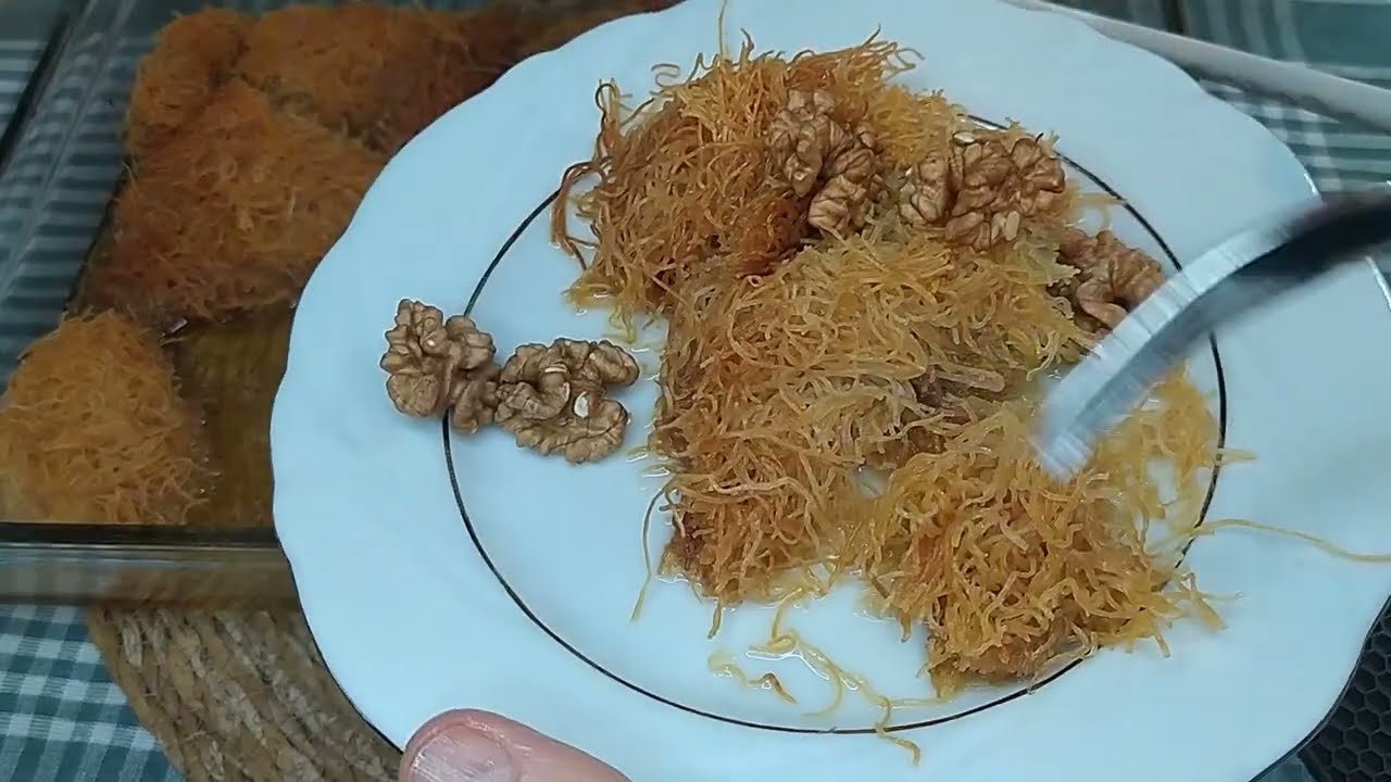 Hazır Kadayıfı Sıvıyağ ile tekrar pişirdim. Deneyin/örgü yemek kanalı 'ndan