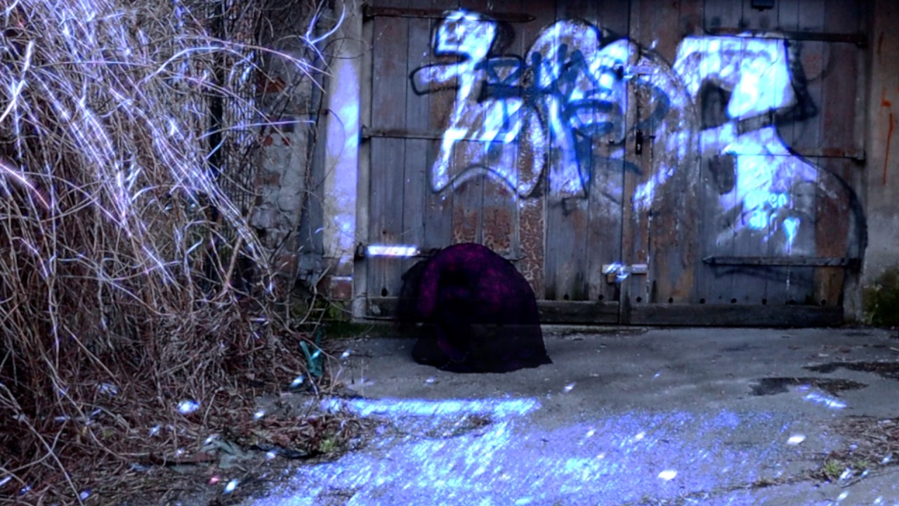 Eibhlín - Rudaí Beaga (Visualiser)