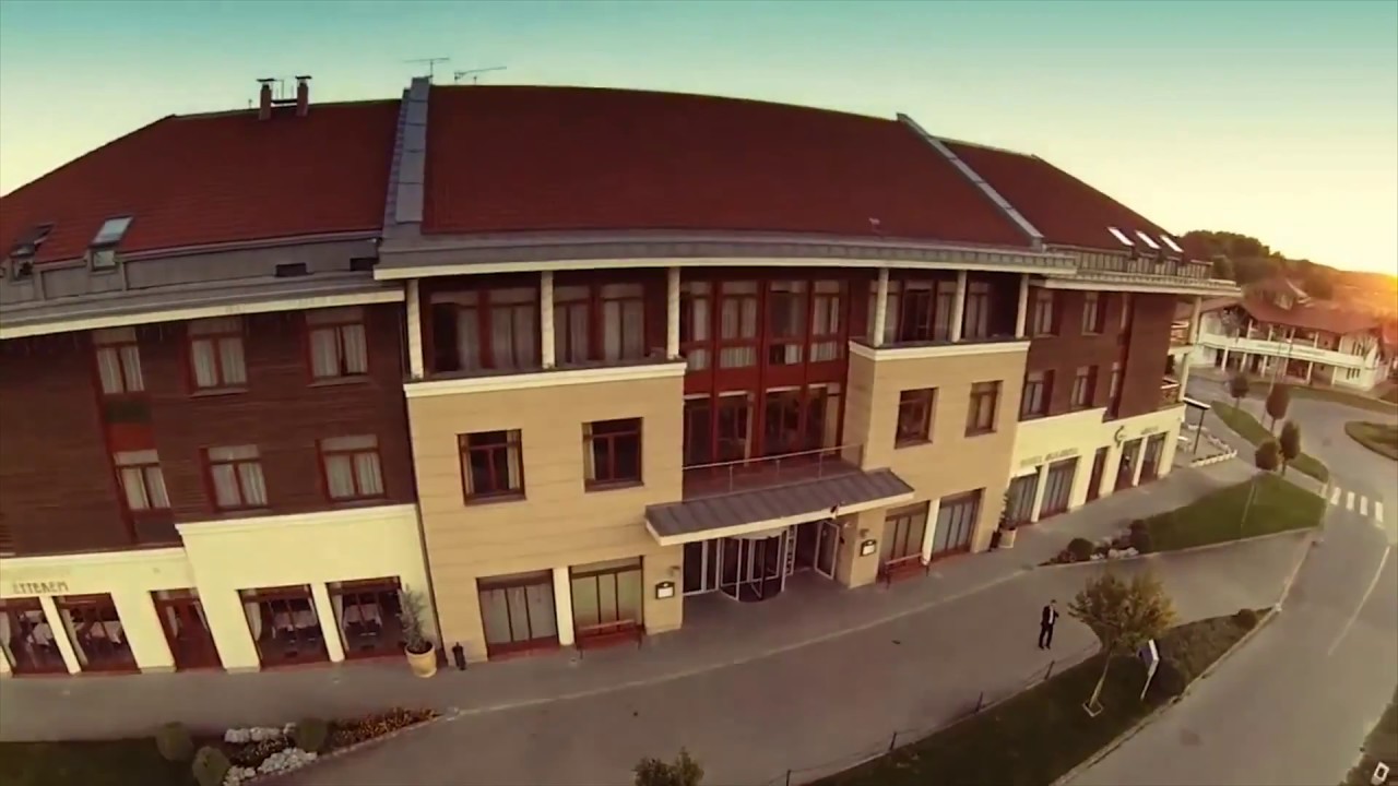 Hotel Aquarell Cegléd | Szallas.hu