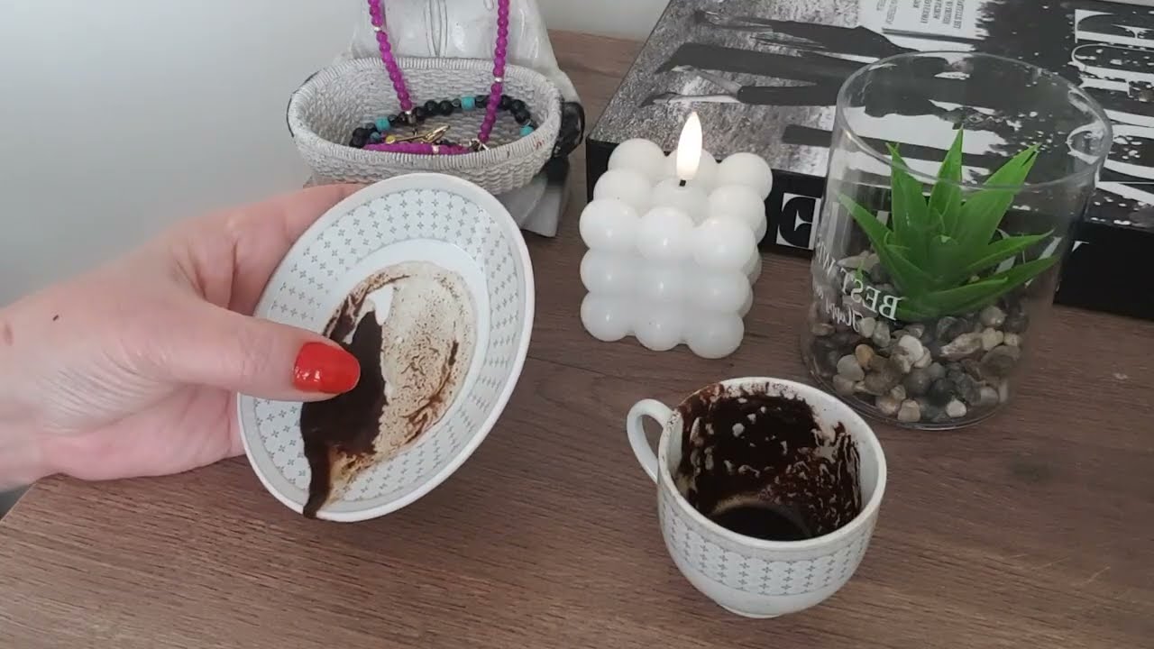 BAŞAK BURCU HAYAT SENİN GERİSİNİ BOŞVER  KAHVE FALI