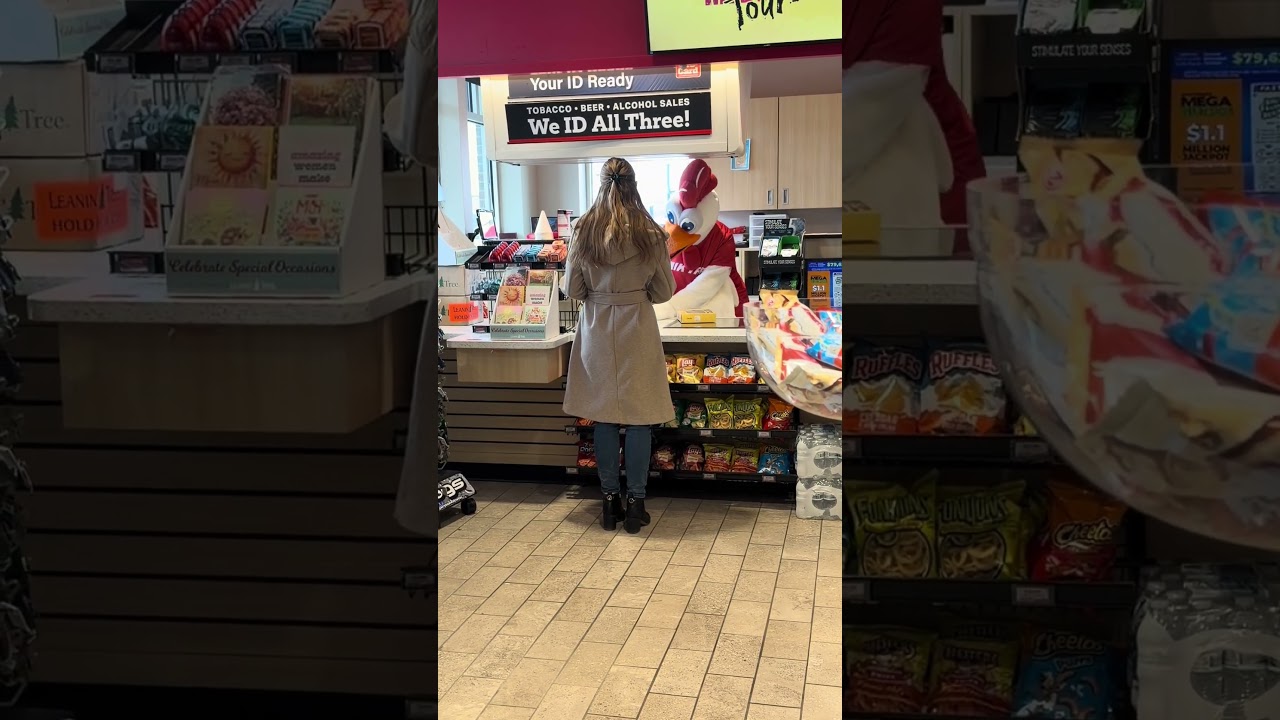 Сэр, сейчас 7 утра. #kwiktrip #wisconsin #minnesota #midwest