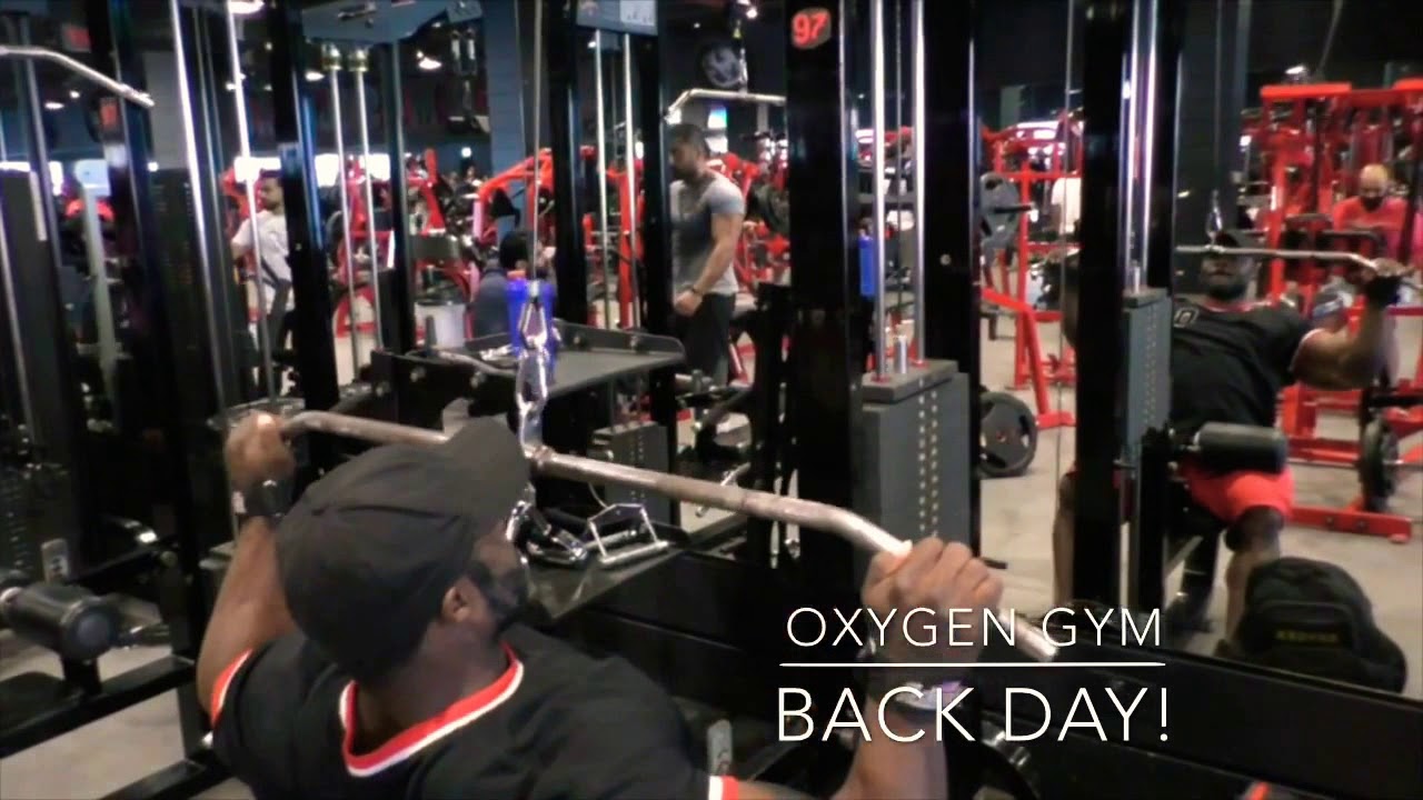 Back Day at Oxygen Gym 3 weeks out Arnold 2019