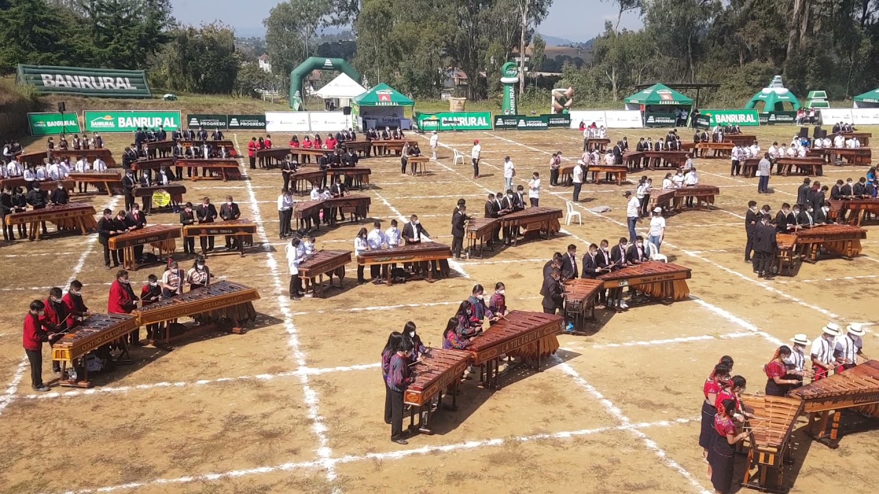 parte de la historia en el ensamble de marimbas más grande del  mundo récord guinness