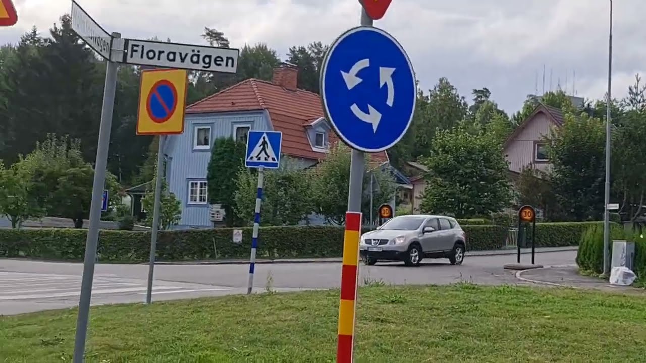 Sweden Walks: Södertälje 2