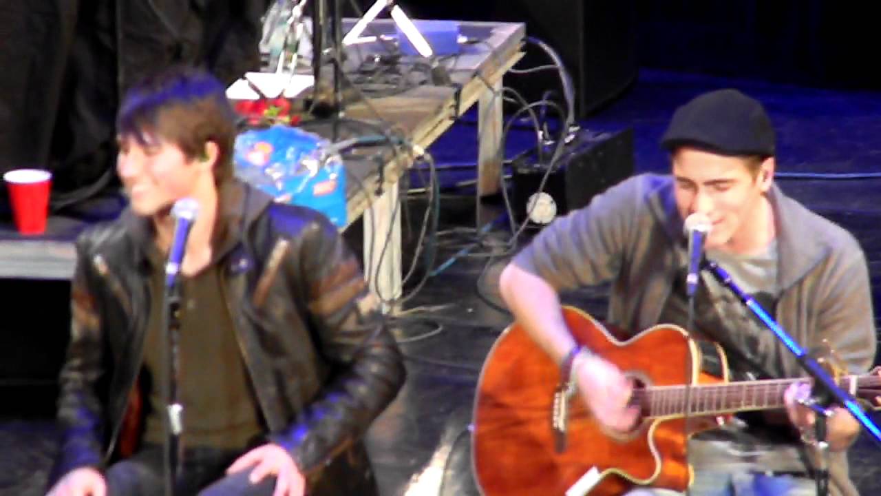 Big Time Rush 'Music Sounds Better with You' Acoustic Scranton, PA 12-10-11