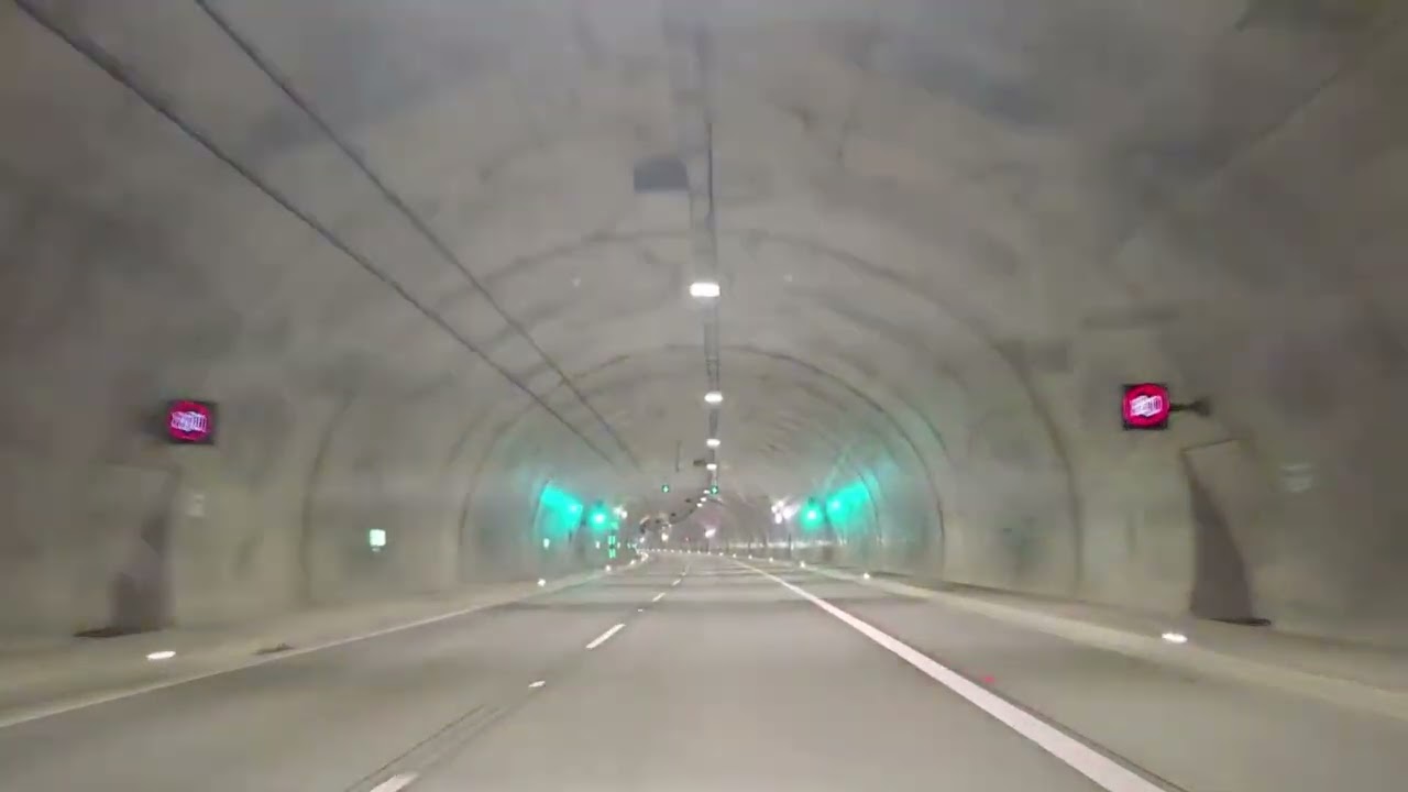 Tunel pod Starymi Bogaczowicami – pierwszy przejazd najdłuższym górskim tunelem w Polsce
