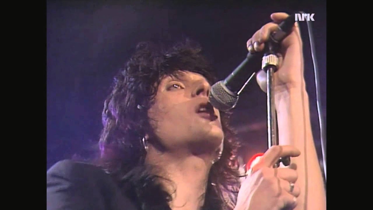 Backstreet Girls - Boys Don't Go (Live 1988)