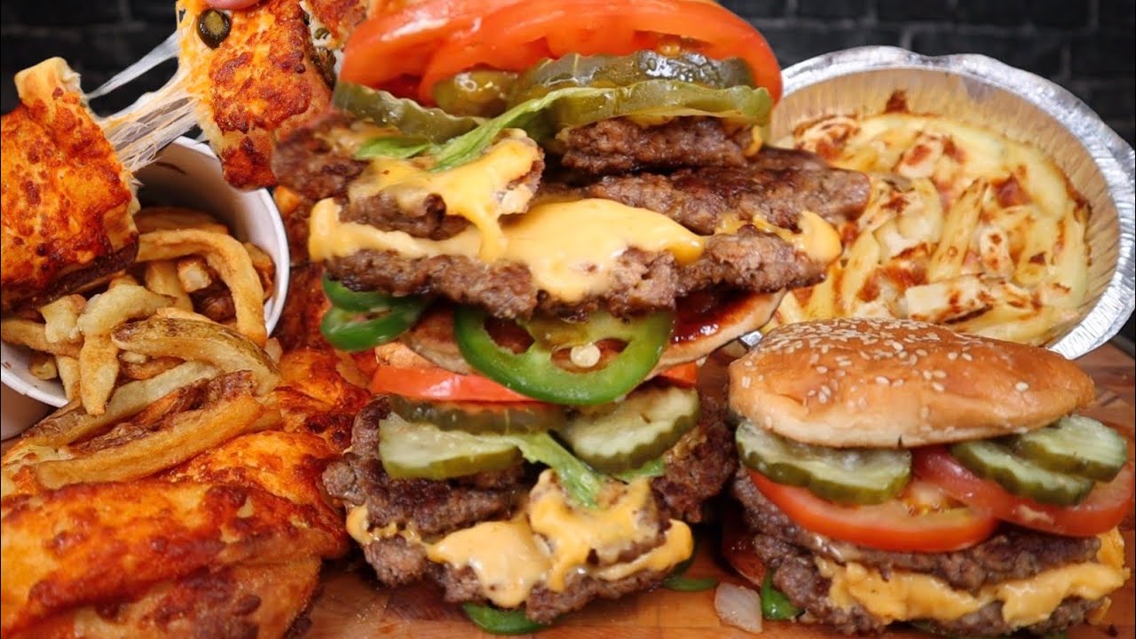 (ASMR NO TALKING) FIVE GUYS DOUBLE CHEESE BURGERS, JALAPEÑO BACON CHEESE BREAD, CHICKEN ALFREDO