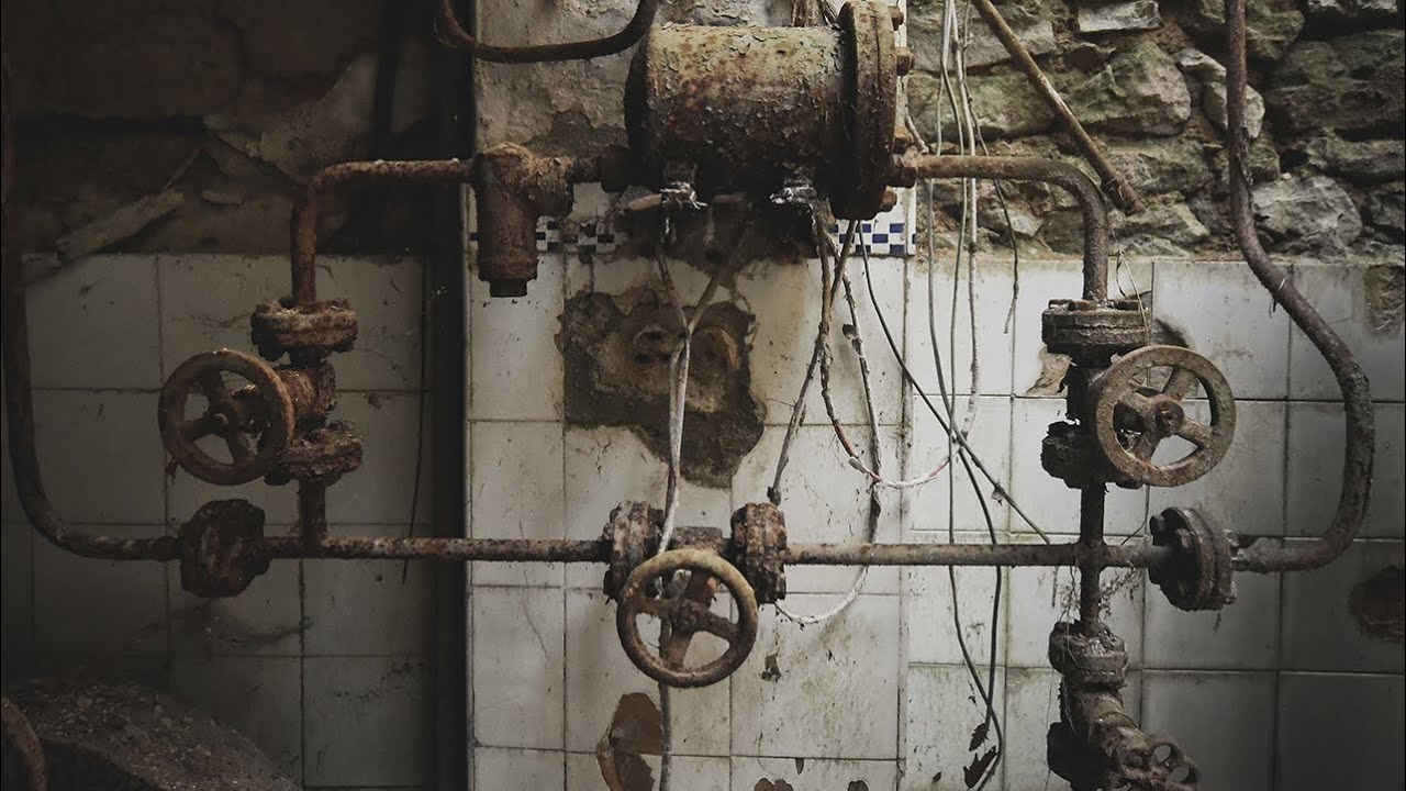 urbex - ex stabilimento Acqua Roveta