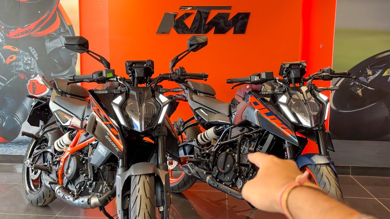 2025 All New KTM Duke 390 vs Duke 250 Full Comparison