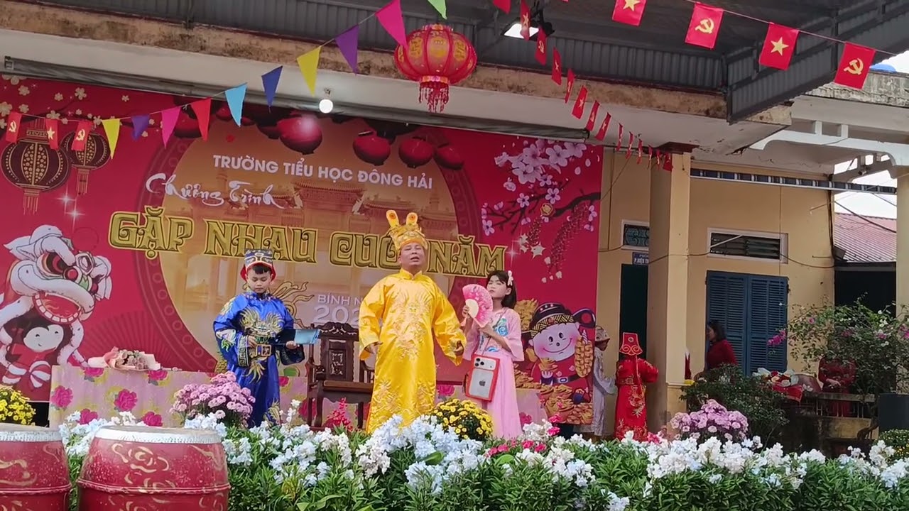 Gala gặp nhau cuối năm tiểu học Đông Hải xã Quỳnh An p2