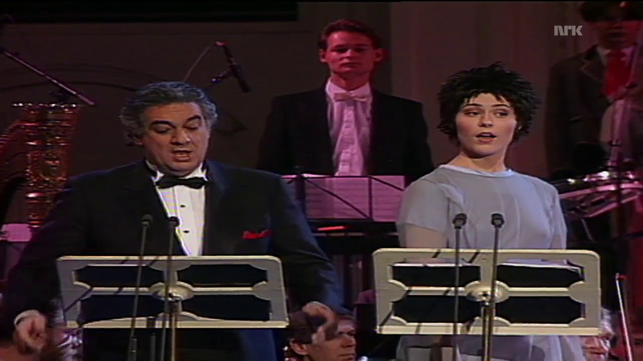 Sissel Kyrkjebø & Plácido Domingo - The Twelve Days of Christmas