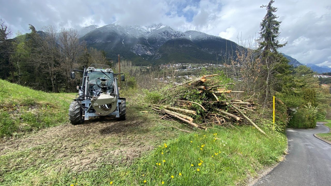 Forstweg freiholzen  |  Lindner Geotrac 64  |  Hauer HL-S 50 |