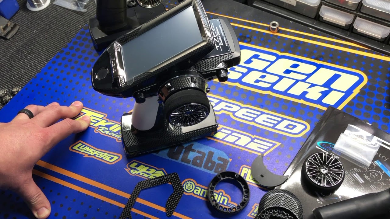 Adam Drake from Mugen Seiki Racing talks about the Futaba 7PX Limited Edition Radio.