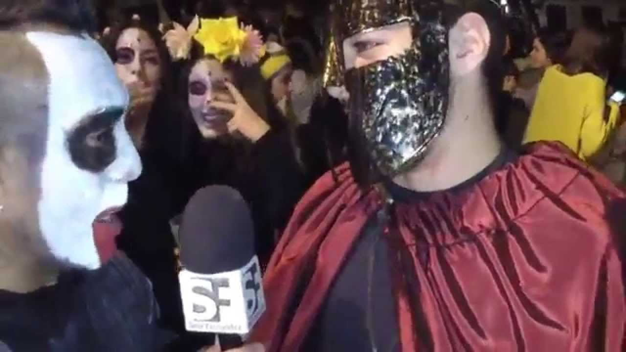 Halloween en Málaga [20]: Leónidas el Espartano que se le va la sangre a otro lado y Las Catrinas