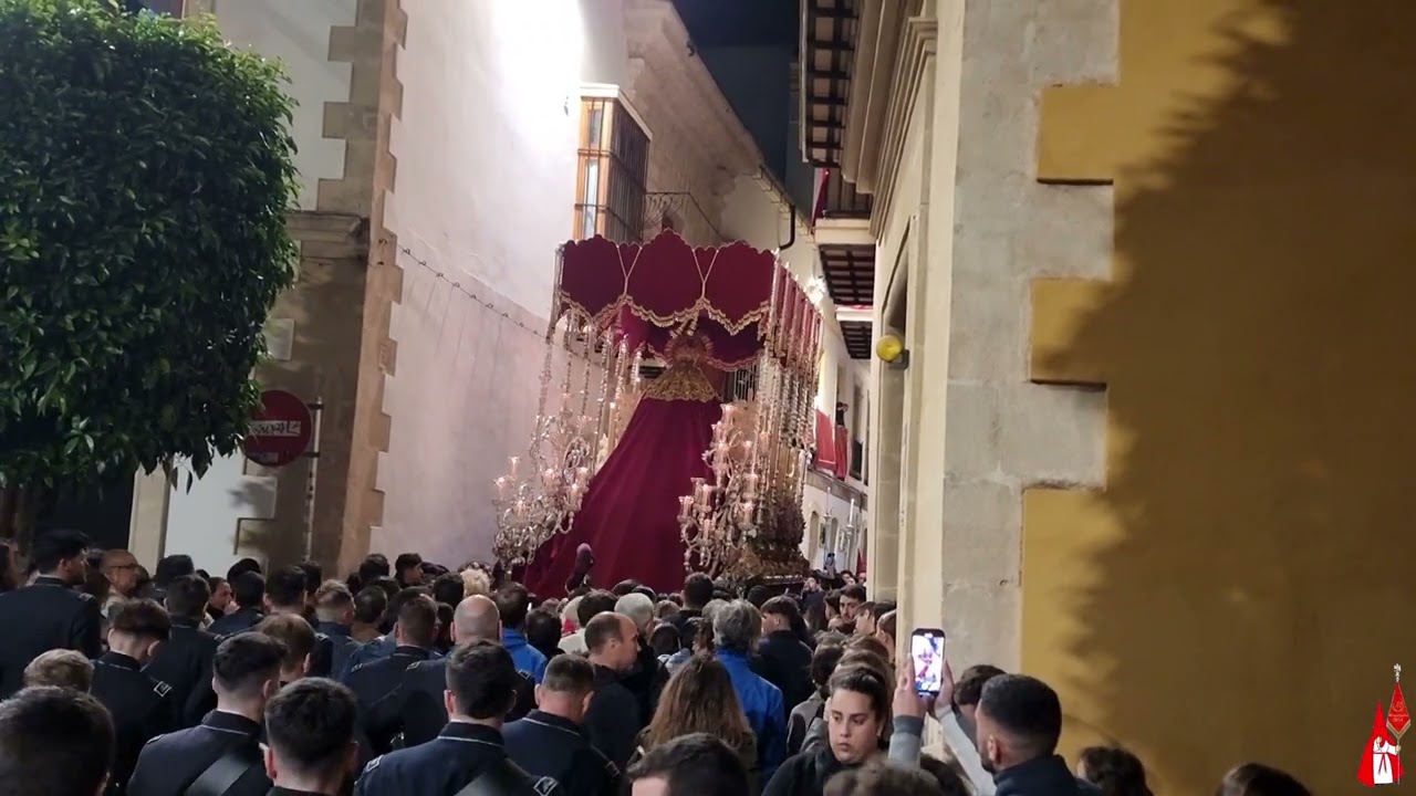 Virgen del Refugio entrando en Santo Ángel  y Tornería | Lunes Santo | Semana Santa Jerez 2024