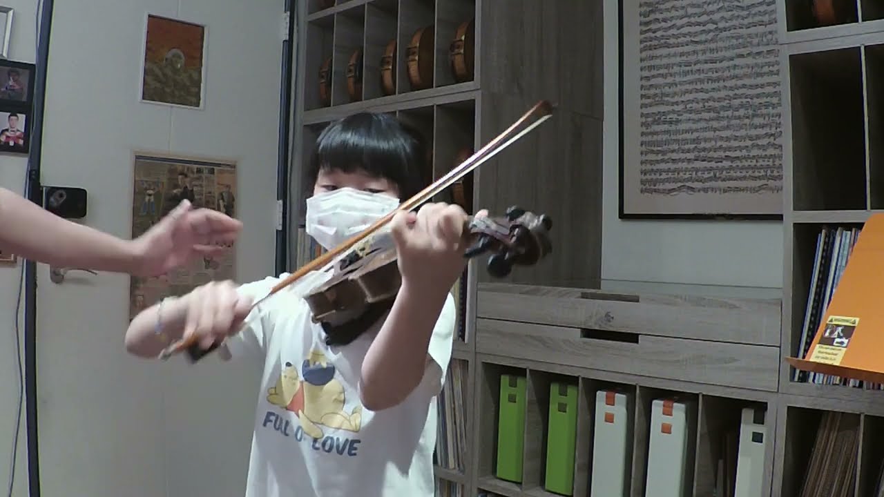 8歲學生 上課紀錄  布拉姆斯 第五號匈牙利舞曲  搖呼拉圈拉小提琴