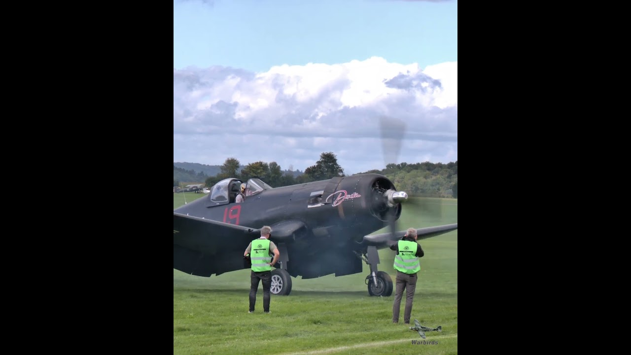 F4U-5NL Corsair Engine Start &ndash; R-2800 Double Wasp Sound | Hahnweide Friday Show #Shorts