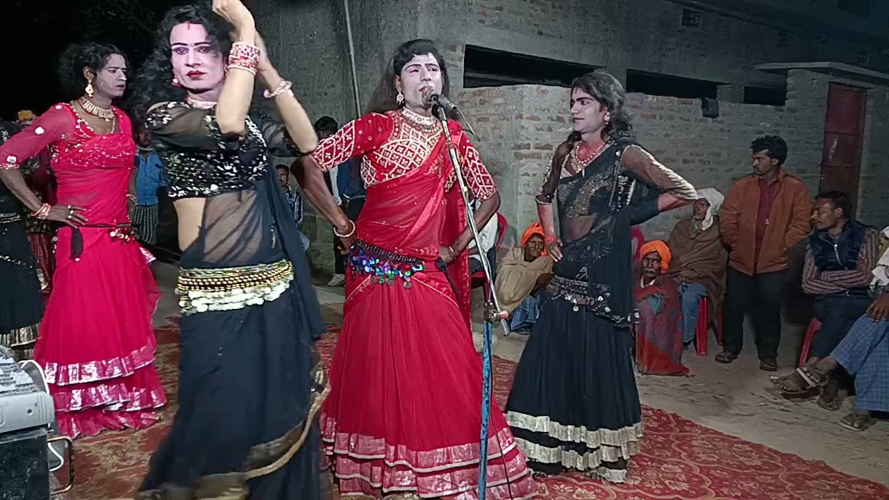 हमरे पतलू बलमवा माई ढूंढ देतिव रे (छोटकउ निषाद मास्टर कहरवा नाच पार्टी)  अफ्तरनगर @dileepnautanki 