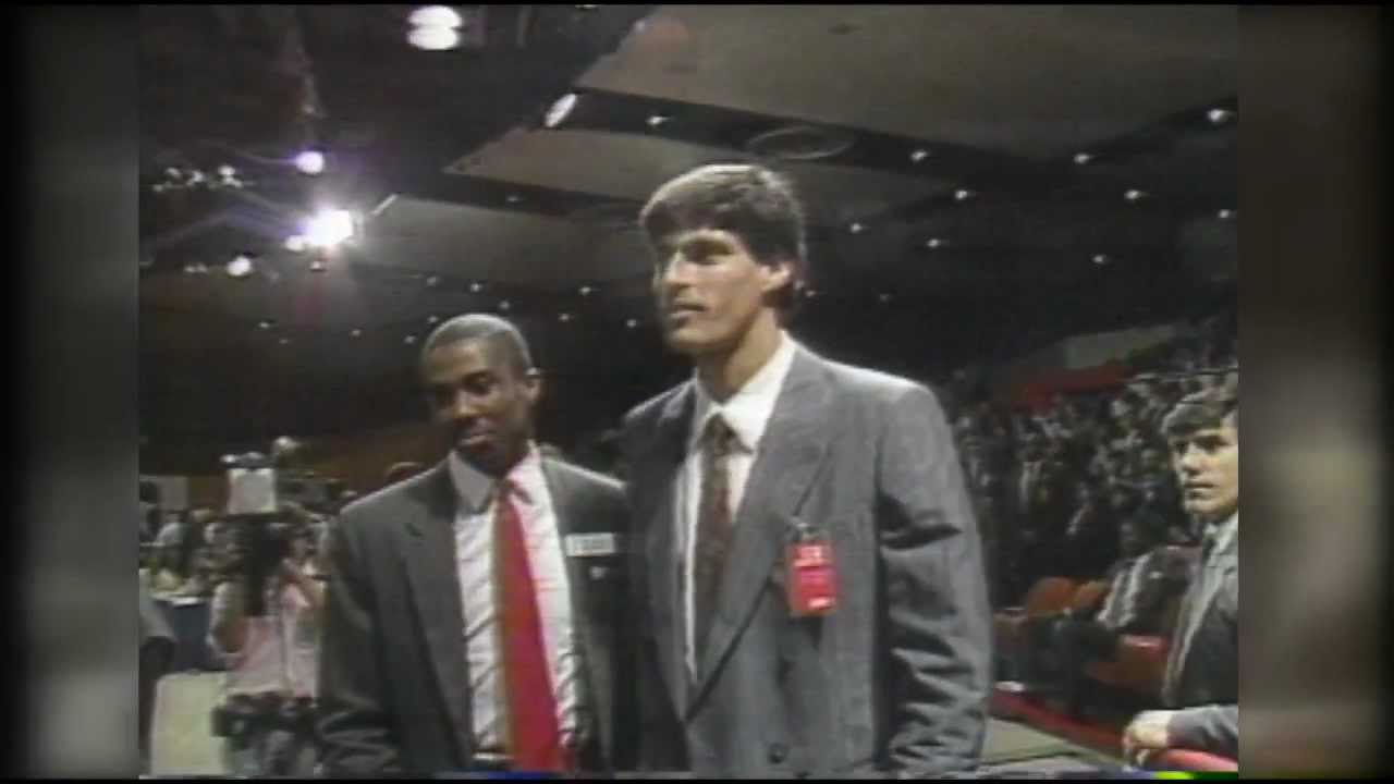 Utah Jazz select Jose Ortiz in 1987 NBA Draft