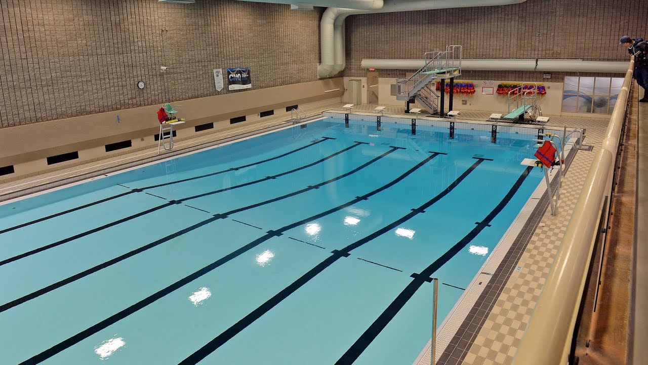 Visite de la nouvelle piscine du centre Lucien-Borne