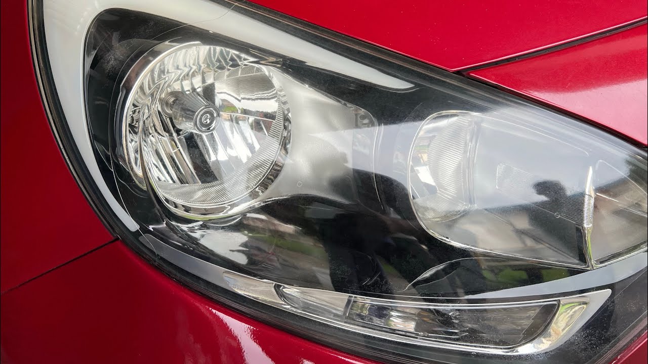 Membersihkan Lampu Mobil (Headlamp) Pakai KIT Rubbing Compound