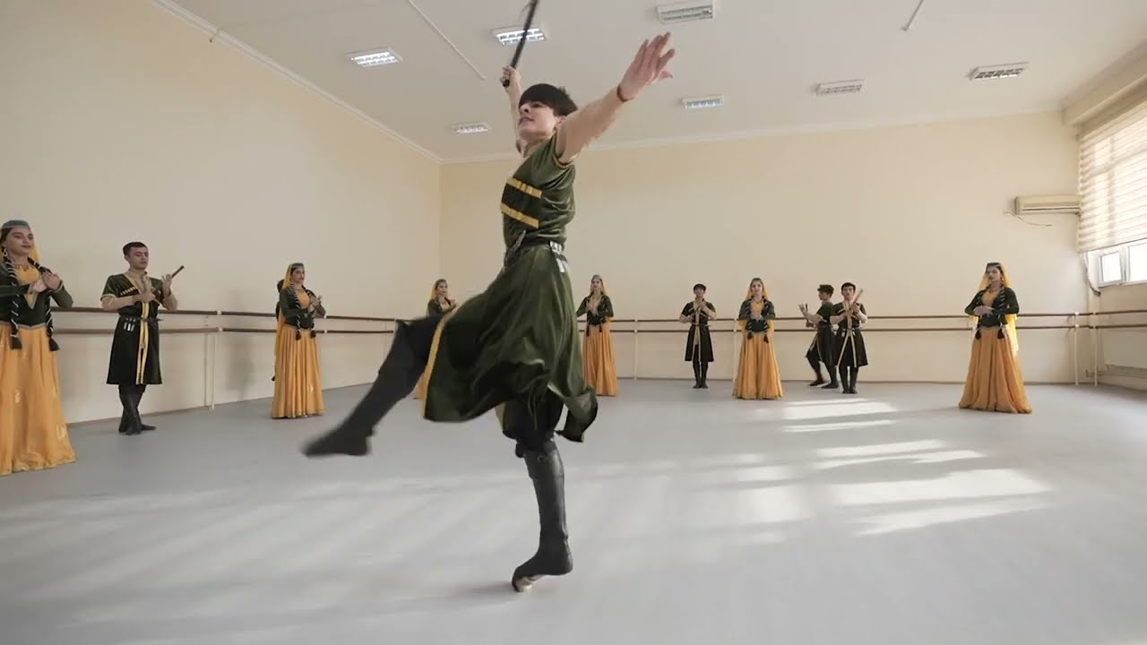 Bakı Xoreoqrafiya Akademiyası Cidir Duzu AURORA Beynəlxalq müsabiqə-festivalın Qrand-Prix qaliblər