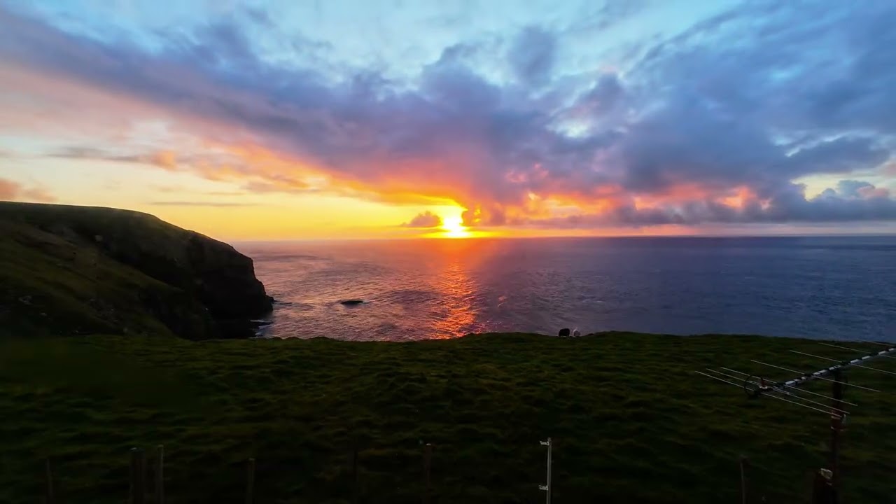 Faroe Islands 2025 - Sunrise at the Yellow House at the end of Suðuroy
