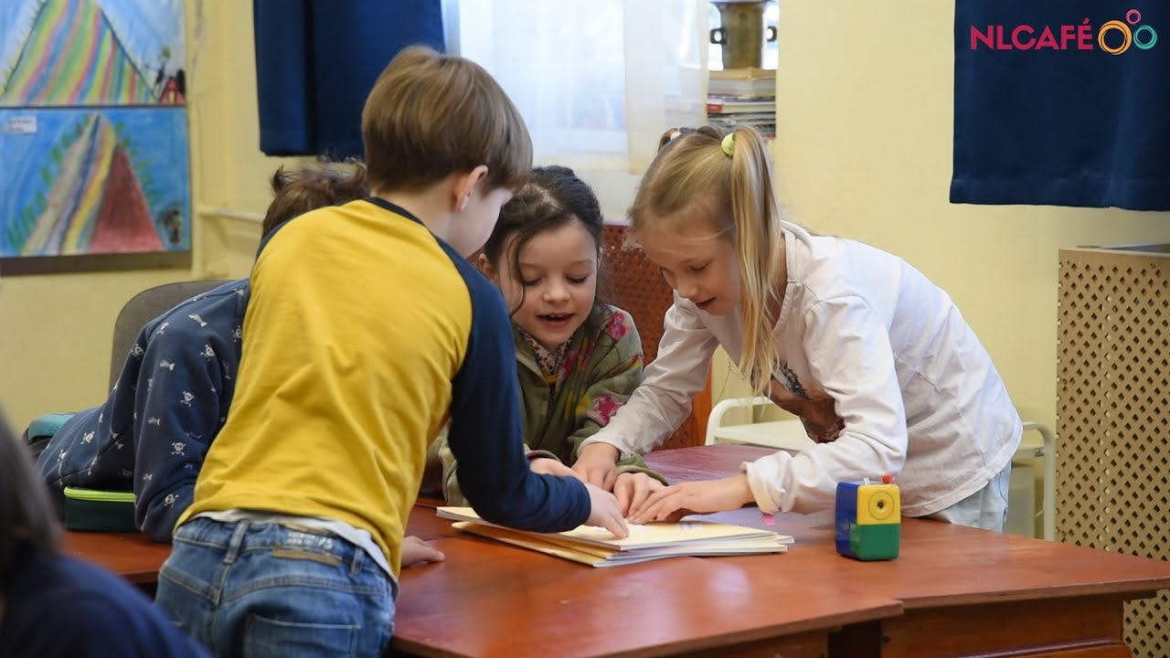 Itt a gyerekek önmaguk lehetnek – bemutatjuk a Rogers iskolát | NLCafé