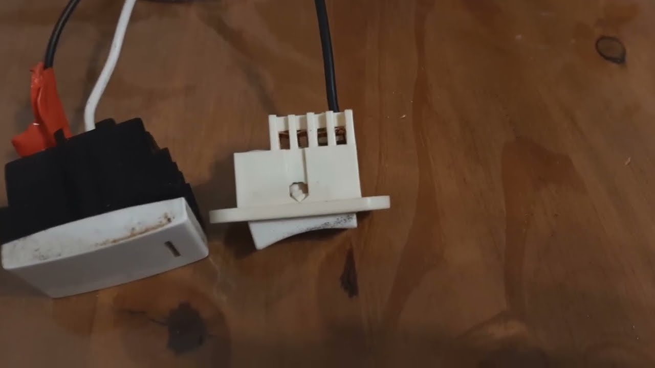 Como separar el extractor de la luz en un baño