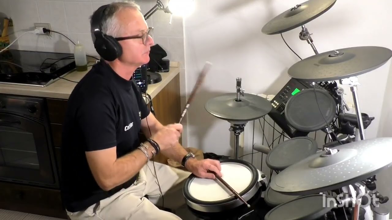 Bob Marley & the Wailers - Lively Up Yourself (live)Album: Babylon By Bus Drum cover by baccio62 