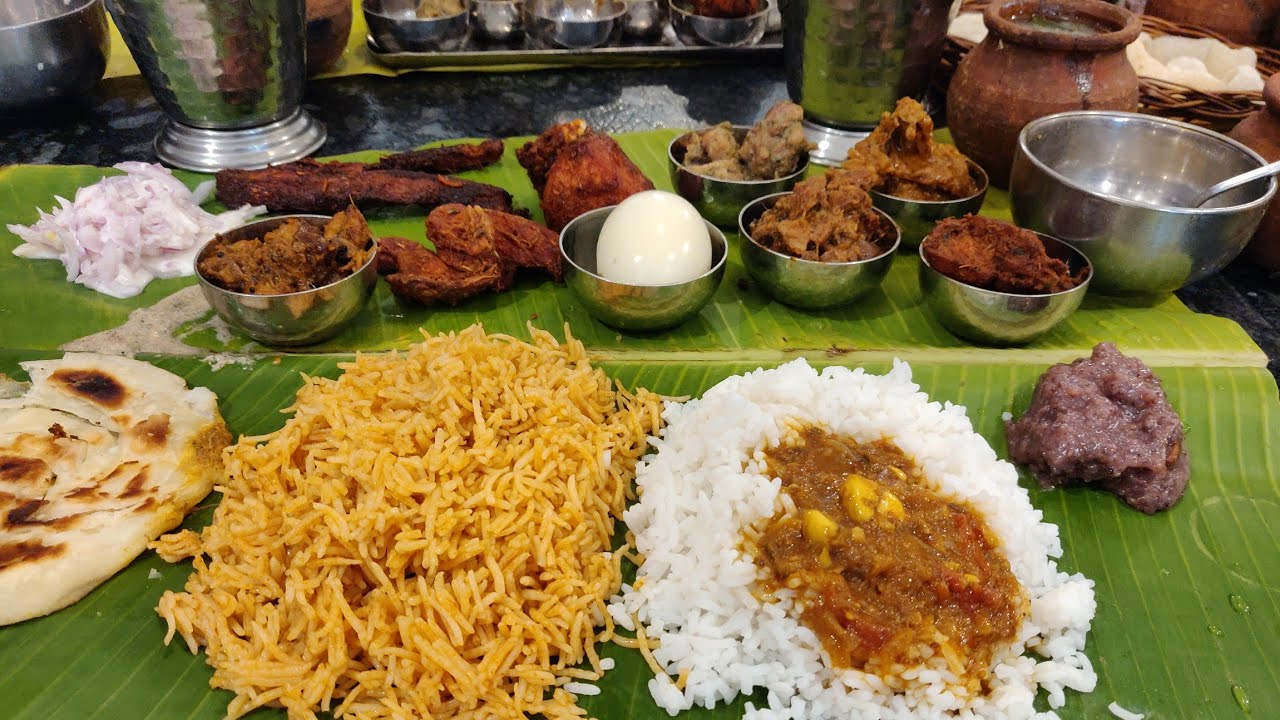 மாப்பிள்ளை கறி விருந்து | Rajabhogam Lunch with 24 Items in Banana Leaf | CARNIVAL Family Restaurant