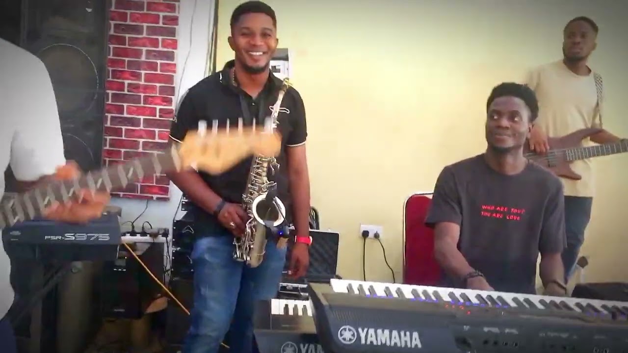 Rehearsing Lilian Nneji's Onwere Ihe Omere Mu at Living Faith Church