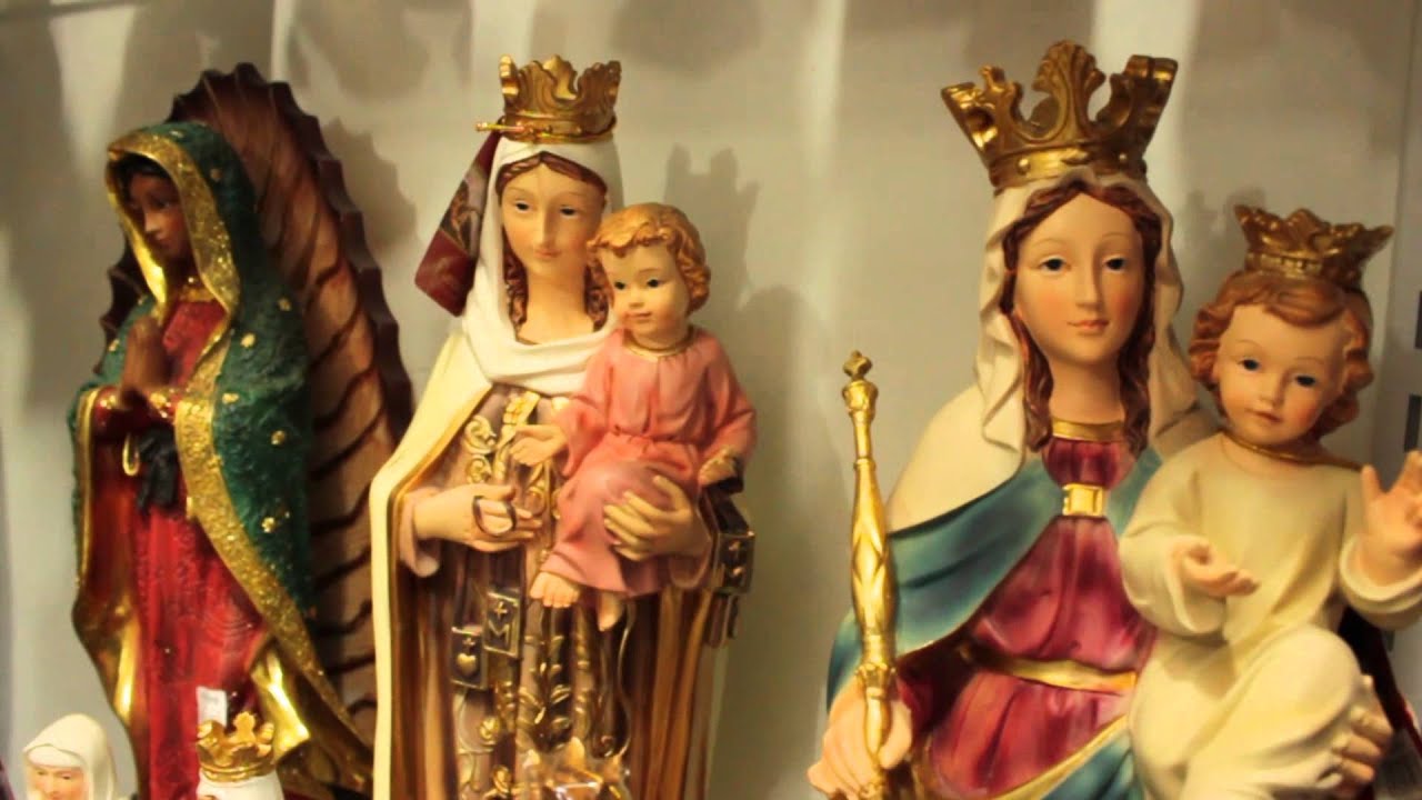 Reportaje de imágenes religiosas: ¿Qué opinas? ¿Idolatría o devoción?