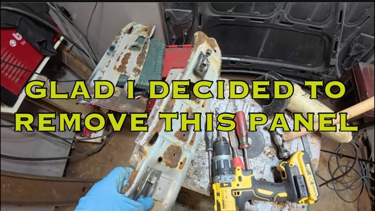 Part 86 Full Restoration Vauxhall Astra Mk2 GTE 2.0L 16V - Found some more rot!