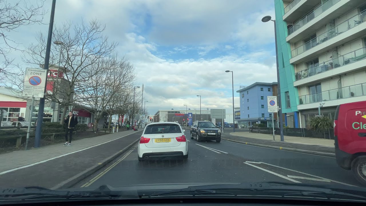 Drive around Portsmouth to Tesco Extra Fratton Pompey Centre ~ ASMR in a Car
