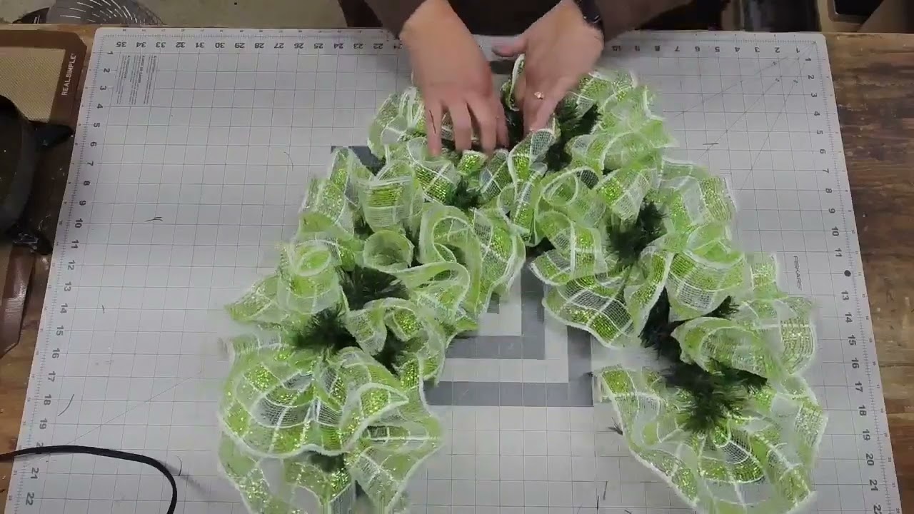 How to Make a Spring Floral Mailbox Swag Tutorial