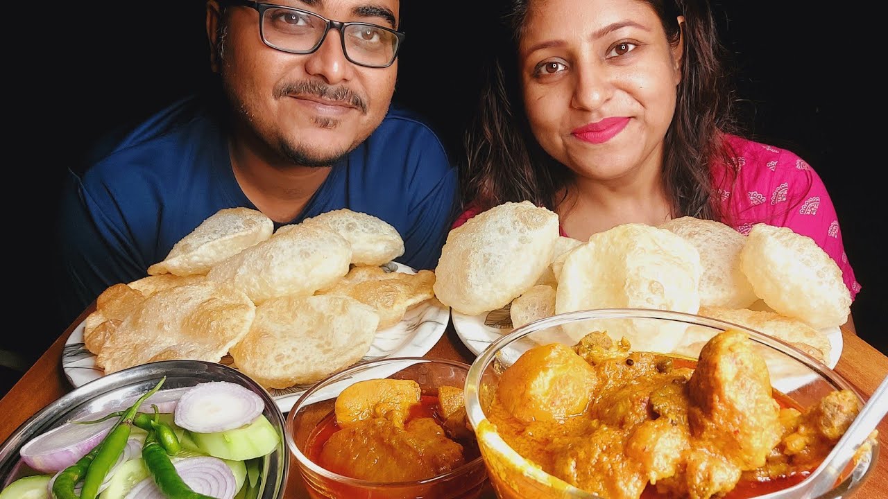 Eating Show - Luchi, Spicy🔥Chicken Curry, Salad|Mukbang |Bigbites |Poulamieatingshow #food