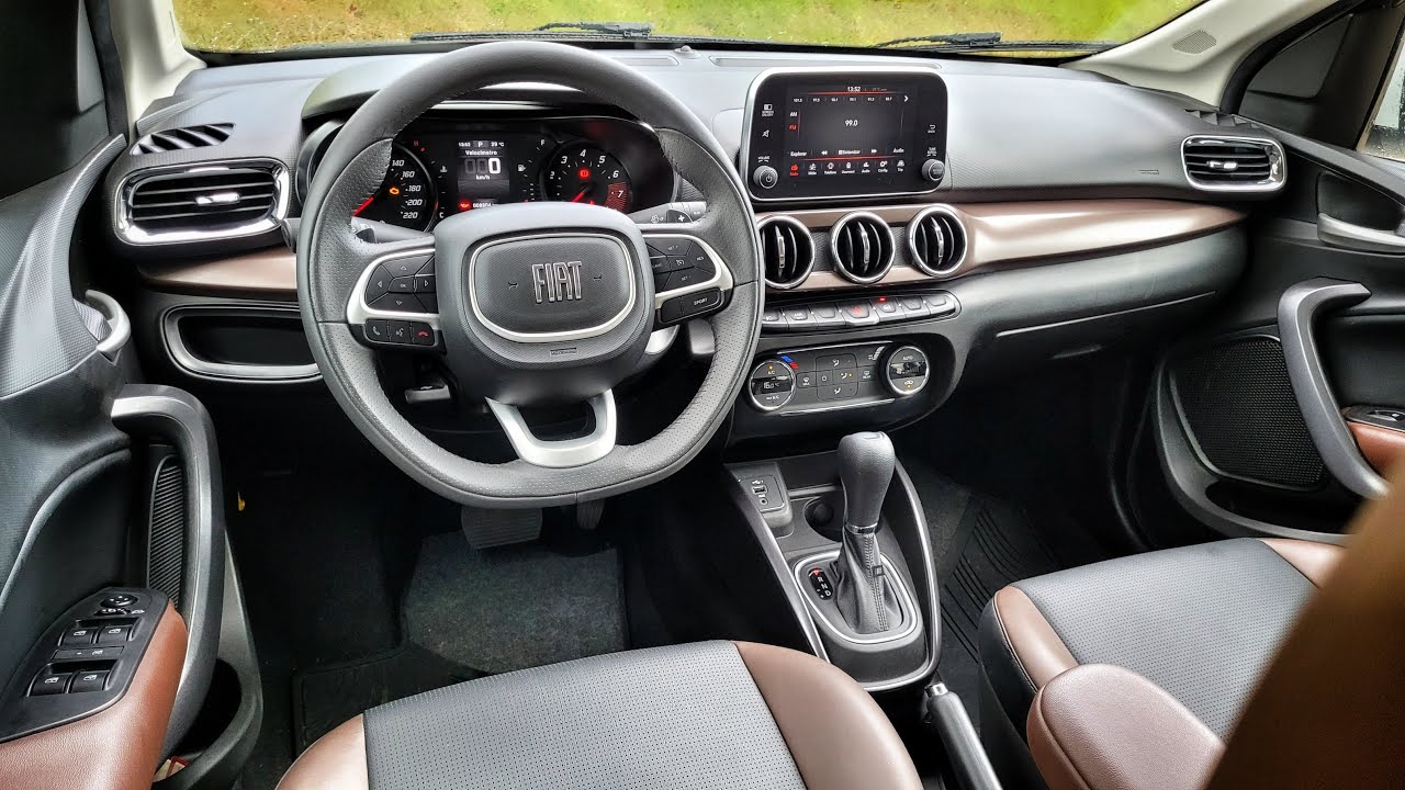 Fiat Cronos Precision 1.3 CVT: Detalhes Internos | Auto REALIDADE