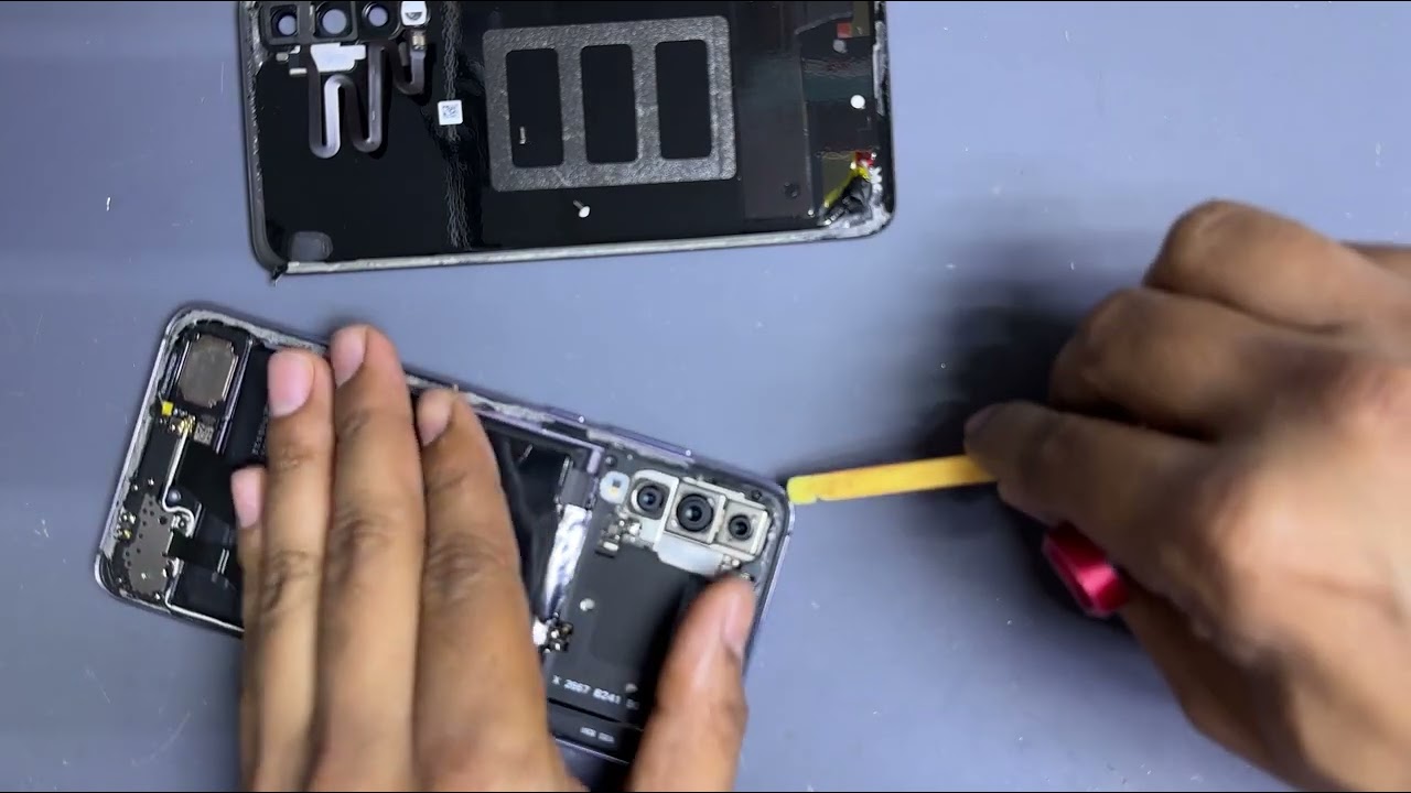 Huawei P20 Pro Battery Replacement Disassembly