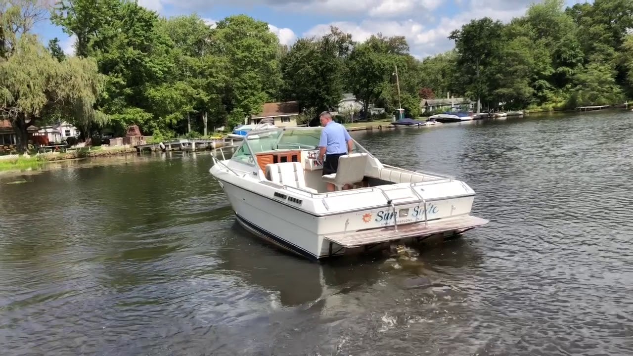 22 Tiara 2200 Continental Cuddy Cabin Cruiser
